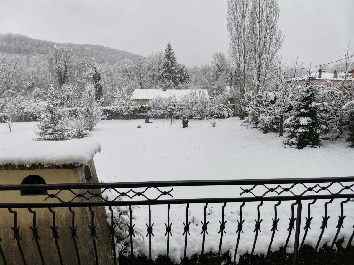 Au Pays D'Olmes Daire Lavelanet Dış mekan fotoğraf
